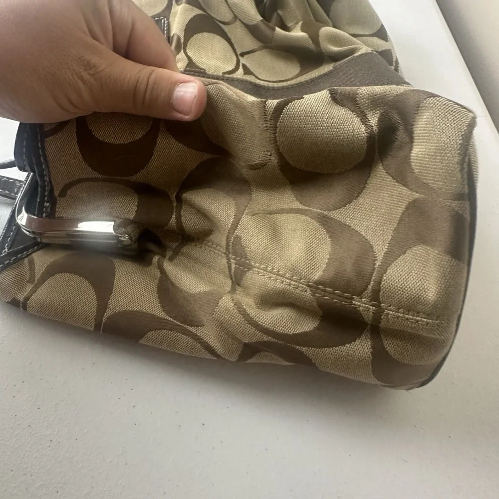 Coach F17424 Signature Stripe Framed Carryall Tote Bag In Tan & Brown Leather